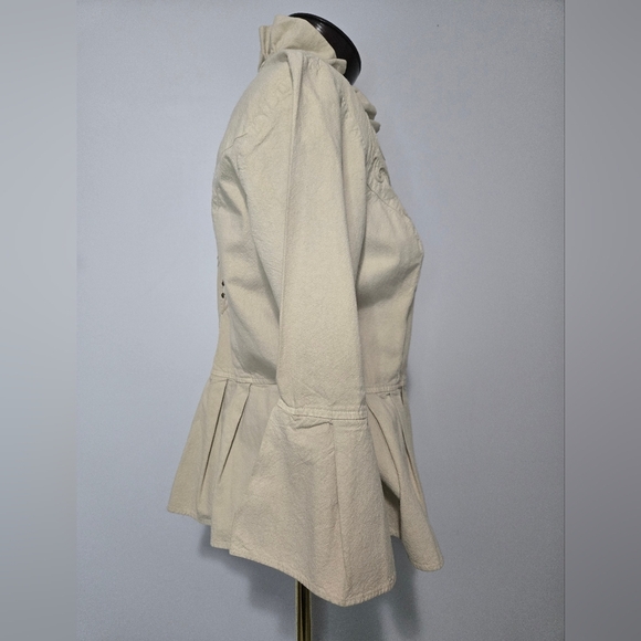 GRETTY ZUEGER cream ruffled cotton stud embroidered jacket. Size medium - Picture 4 of 11
